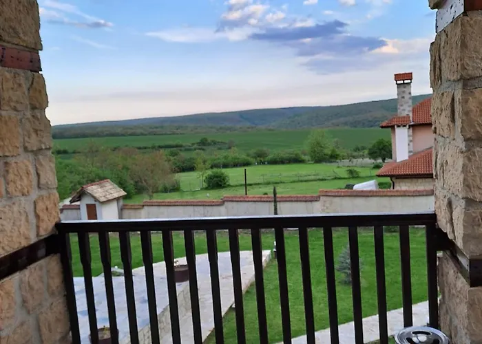 становец * Stanovets